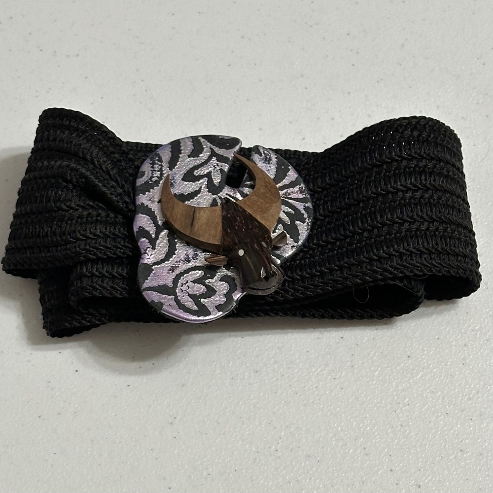 Woven Black Belt with Handmade Artistic‎ Wood & Silver Tone Bull Buckle Hook 36"